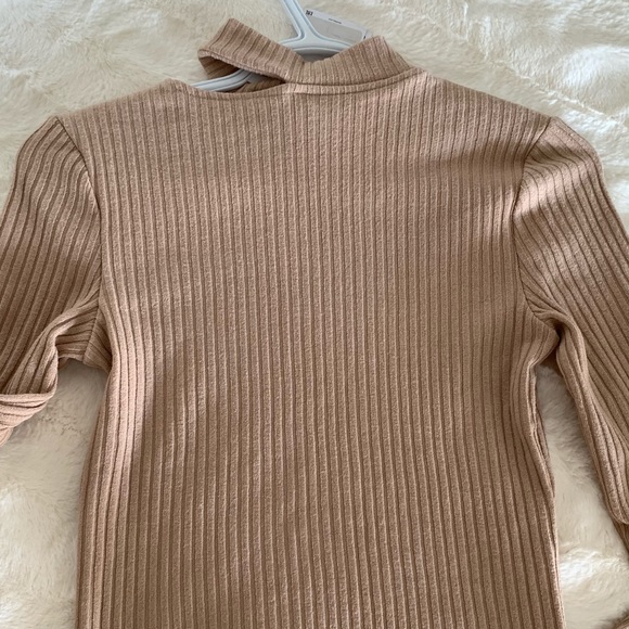 Bershka | Long Sleeve Beige Crop Nevk Top - Picture 1 of 12